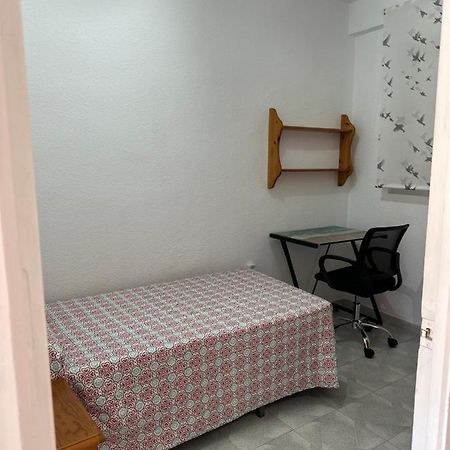 Apartamento Almeria Centrico Екстериор снимка
